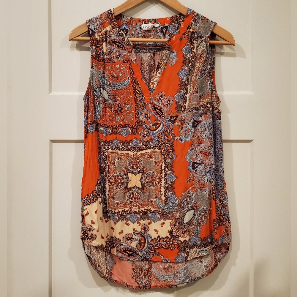 Artisan NY Sleeveless Top